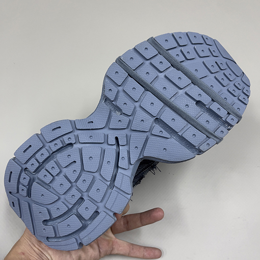 バレンシアガコピー Balenciaga 3xl Sneaker ダメージのカップルスニーカー