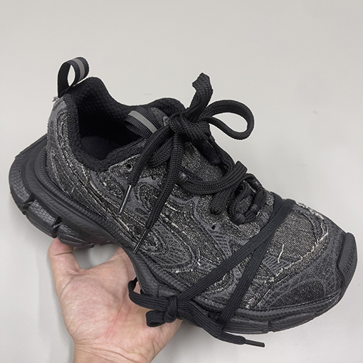 バレンシアガコピー Balenciaga 3xl Sneaker ダメージのカップルスニーカー