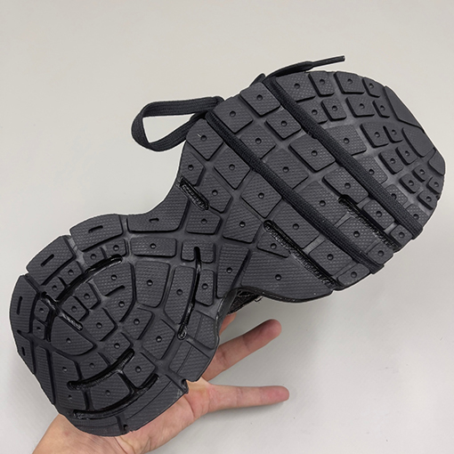 バレンシアガコピー Balenciaga 3xl Sneaker ダメージのカップルスニーカー