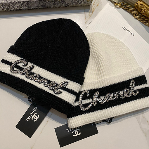 シャネルスーパーコピー クラシックなラインストーンニット帽