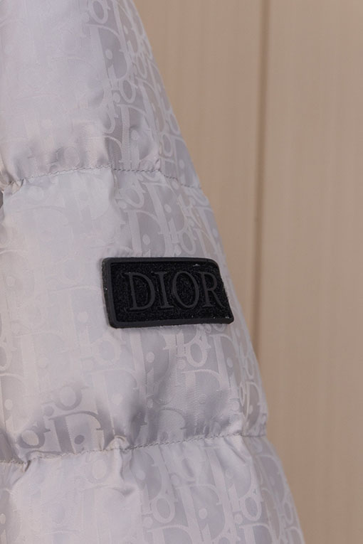 ディオールコピー 新しいランウェイスタイルのユニセックスダウンジャケット