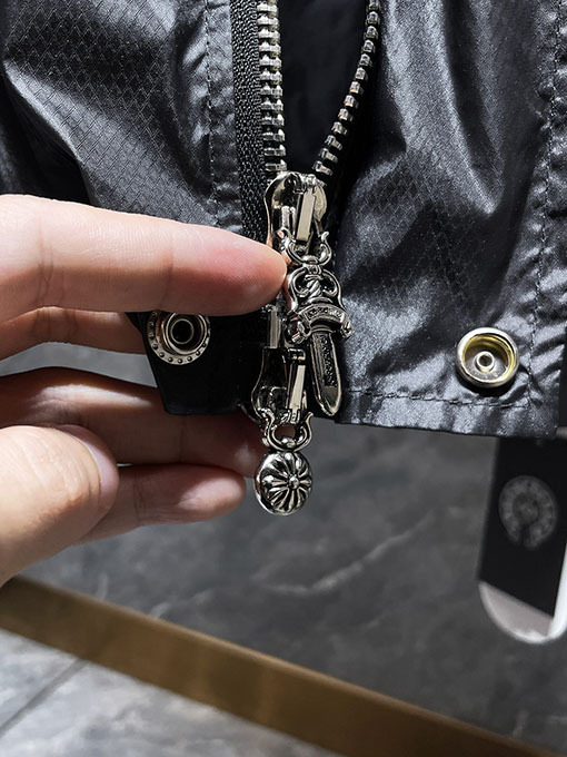 クロムハーツスーパーコピー クロスステッチのレザーとナイロンの二重ジャケット