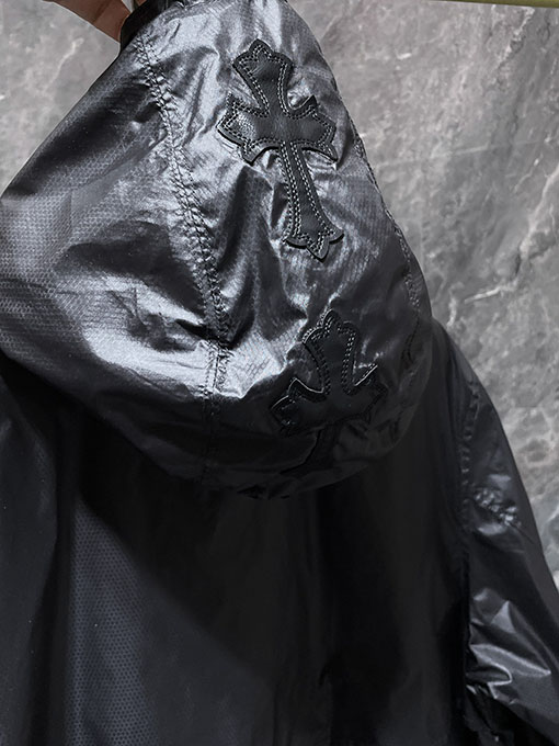 クロムハーツスーパーコピー クロスステッチのレザーとナイロンの二重ジャケット