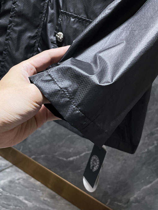 クロムハーツスーパーコピー クロスステッチのレザーとナイロンの二重ジャケット