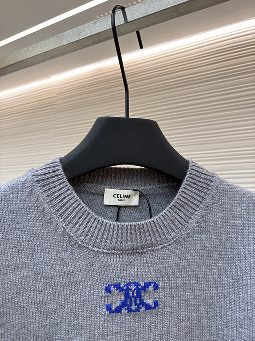 セリーヌ 新モデルジャカードニットウェア