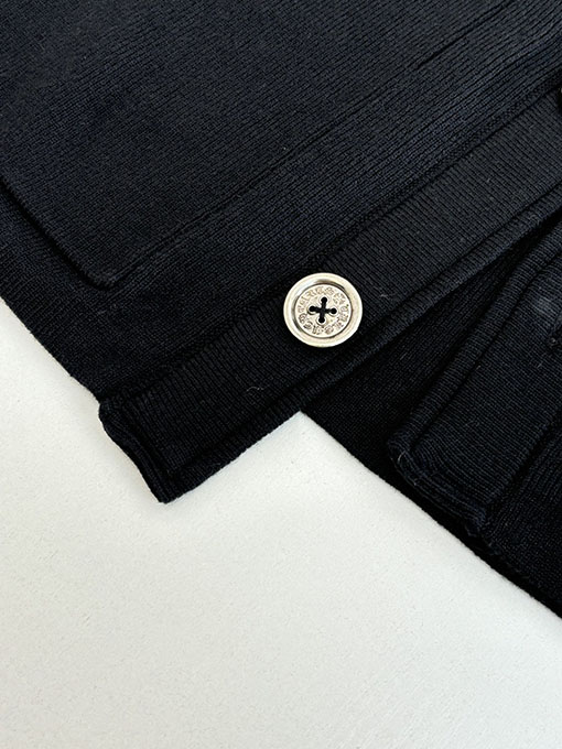 クロムハーツ ウールとレザーのパッチワークサンスクリット刺繍のニットカーディガン