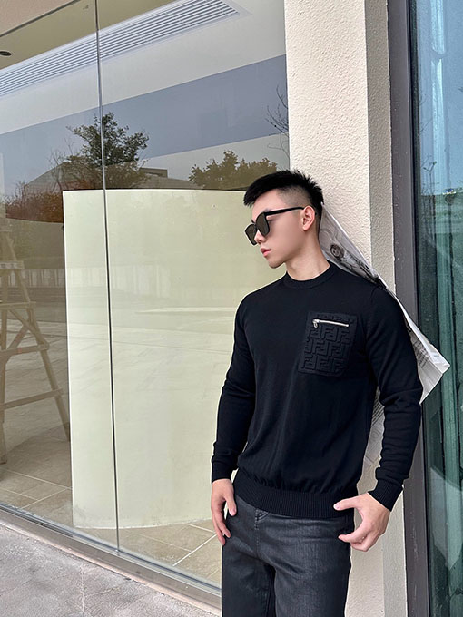 フェンディスーパーコピー エンボスポケットセーター