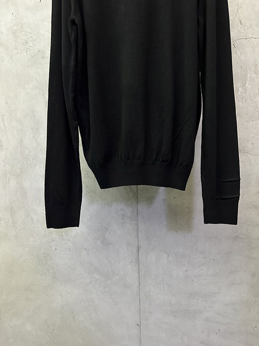 フェンディスーパーコピー エンボスポケットセーター