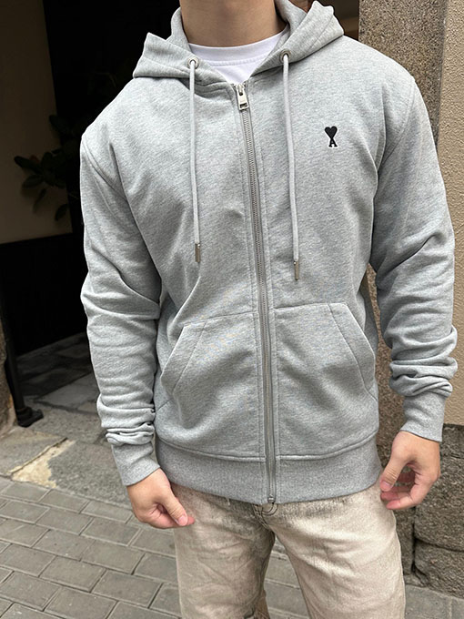 アミ ハート刺繍のジップアップジャケット