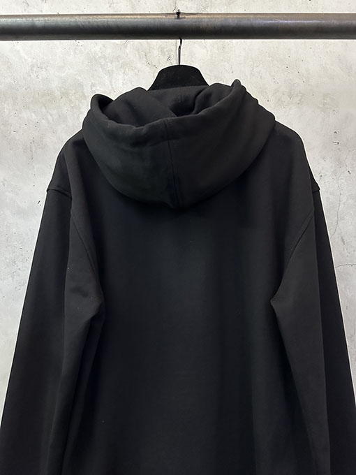 アミ ハート刺繍のジップアップジャケット