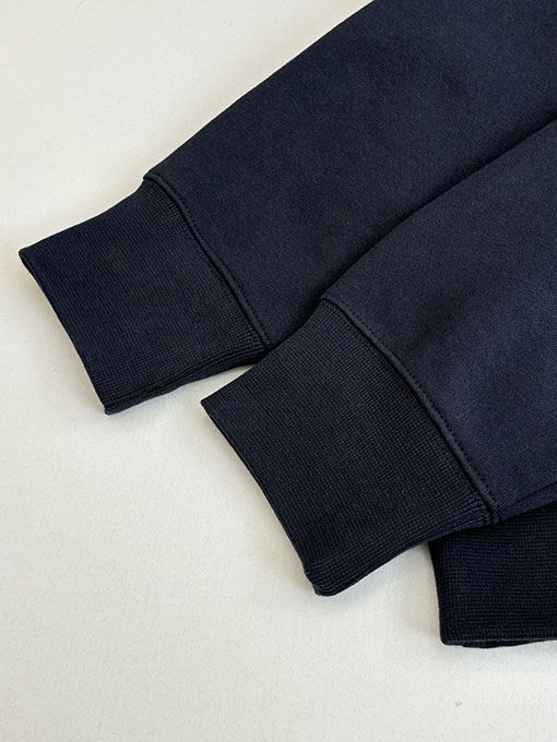 フェンディスーパーコピー ジャカードアップリケの子犬パーカー