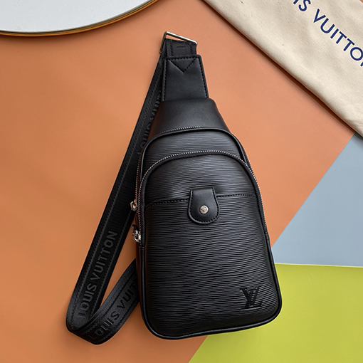 ルイヴィトンコピー 新しいメンズチェストバッグ