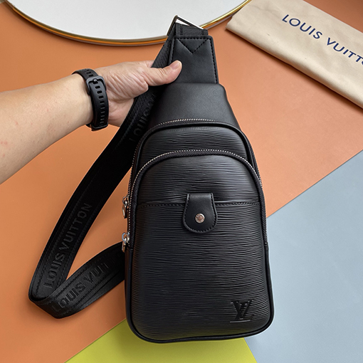 ルイヴィトンコピー 新しいメンズチェストバッグ