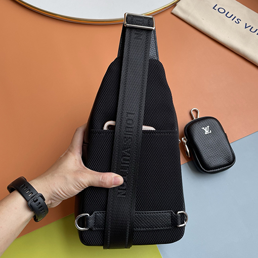 ルイヴィトン 新しいファッションメンズチェストバッグ