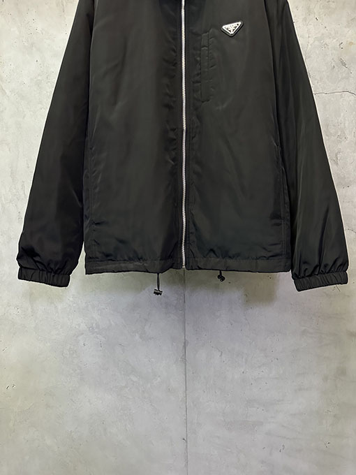 プラダ ナイロンリバーシブルウィンドブレーカー/パデッドジャケット