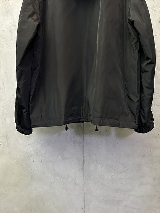 プラダ ナイロンリバーシブルウィンドブレーカー/パデッドジャケット