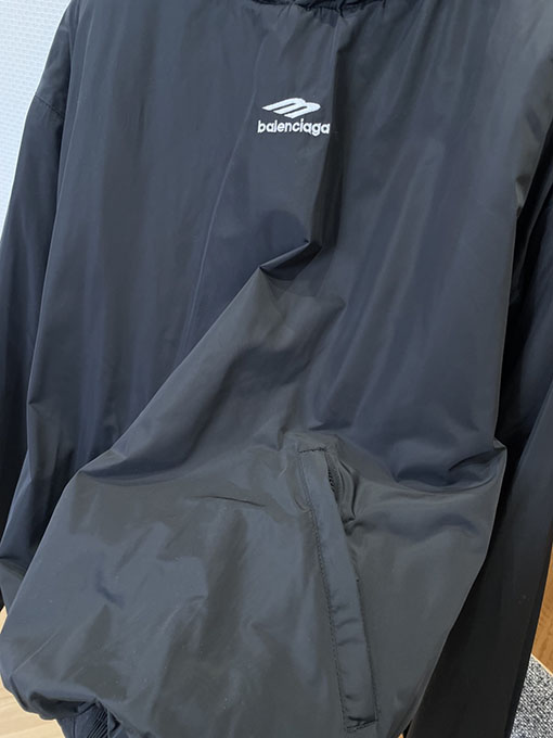 バレンシアガ BALENCIAGA ロゴジャカードフード付きスウェットシャツ