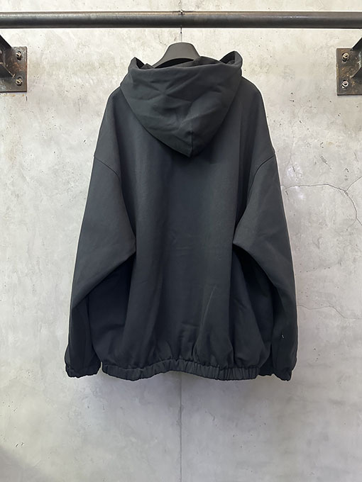 バレンシアガ BALENCIAGA 黒と赤のカラーブロックリバーシブルジップアップジャケット