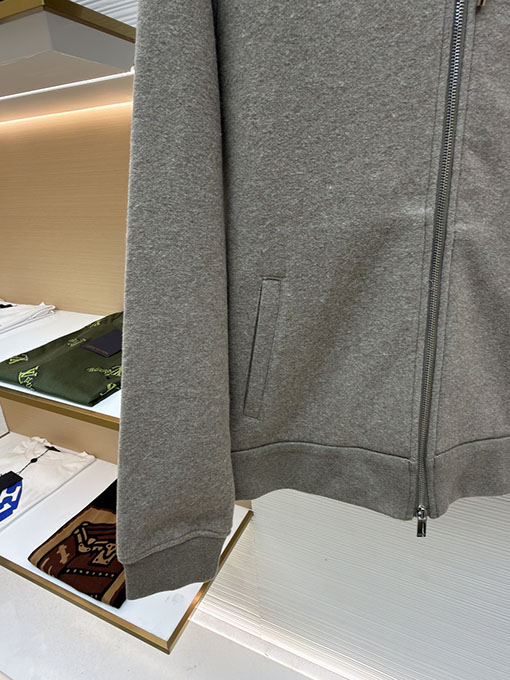 ディオール クラシックなウールとカシミアのフード付きタートルネックカーディガンジャケット