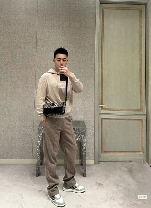 ディオールスーパーコピー モノグラムウールとカシミアのストレートレッグパンツ