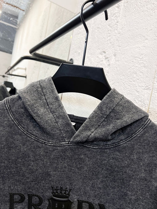 プラダ 新しい長袖フード付きスウェットシャツ