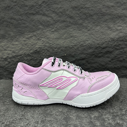 バレンシアガ Balenciaga HAMPTONS WORN-OUT ミディアムダメージスニーカー