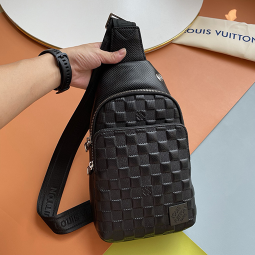 ルイヴィトン 新しいクラシックメンズチェストバッグ