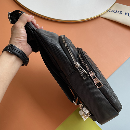 ルイヴィトン 新しいクラシックメンズチェストバッグ
