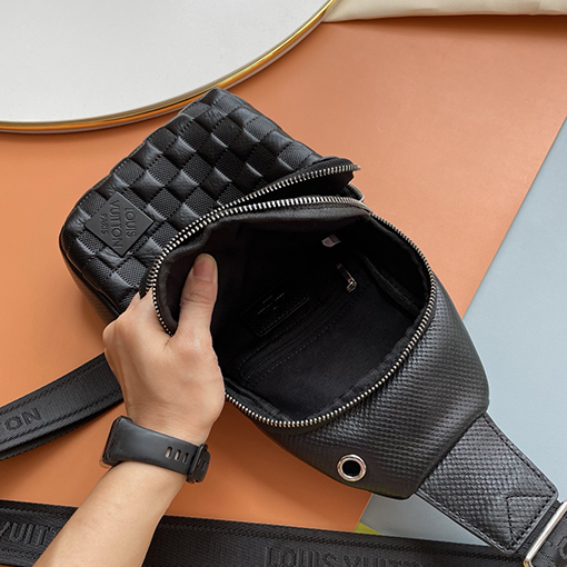 ルイヴィトン 新しいクラシックメンズチェストバッグ