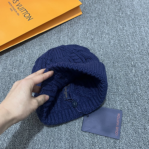 ルイヴィトン 刺繍ロゴニット帽