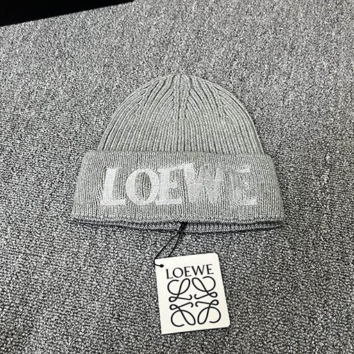 ロエベコピー LOEWE 公式サイトのクラシックニット帽
