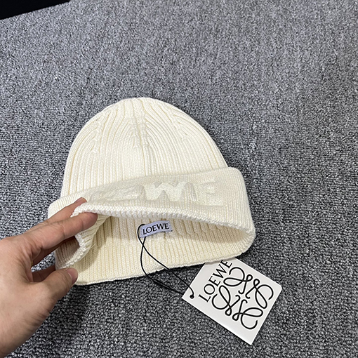ロエベコピー LOEWE 公式サイトのクラシックニット帽