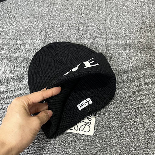 ロエベコピー LOEWE 公式サイトのクラシックニット帽