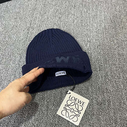 ロエベコピー LOEWE 公式サイトのクラシックニット帽
