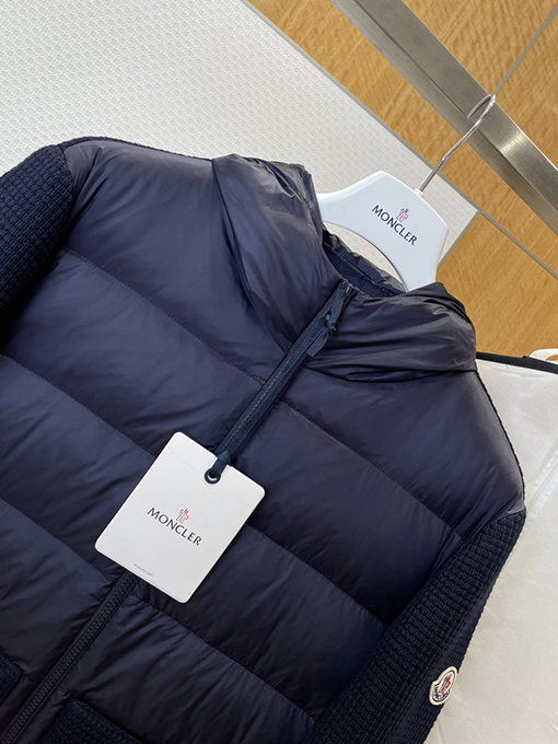 モンクレール 刺繍パッチワークフード付きダウンジャケット