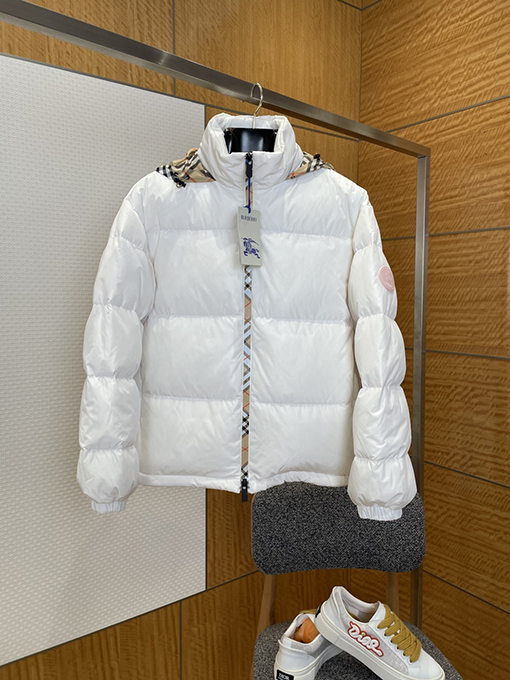 バーバリー チェック柄パッチワークスタンドカラーフード付きダウンジャケット