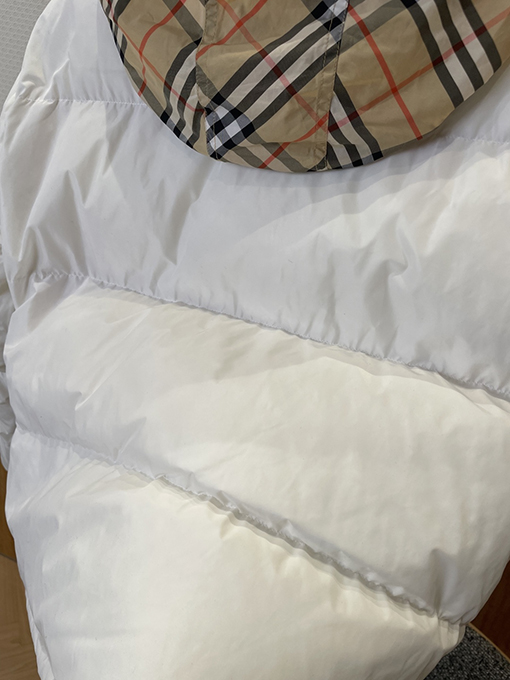 バーバリー チェック柄パッチワークスタンドカラーフード付きダウンジャケット