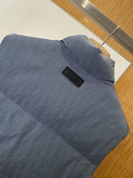 ディオールコピー ダークパターンジャカードスタンドカラーダウンベスト