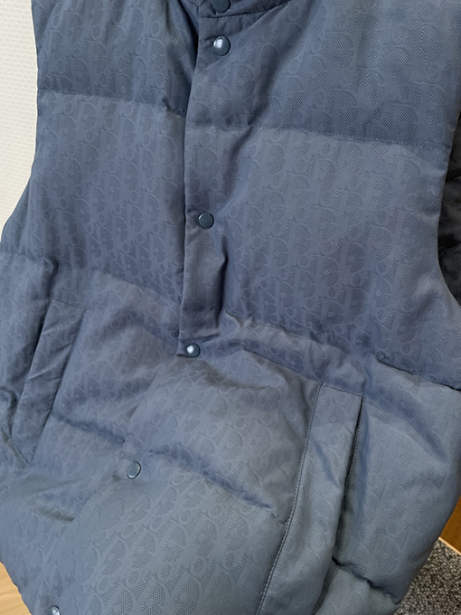 ディオールコピー ダークパターンジャカードスタンドカラーダウンベスト