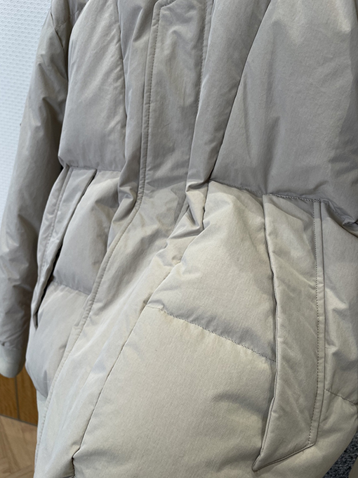 ディオール 刺繍入りベースボールカラーダウンジャケット