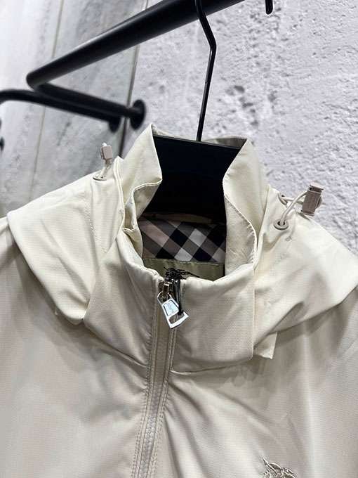 バーバリー 公式サイトと同じスタイルメンズジャケット