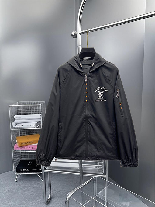 ルイヴィトンコピー LOUIS VUITTON 新モデル公式サイトと同じジャケット