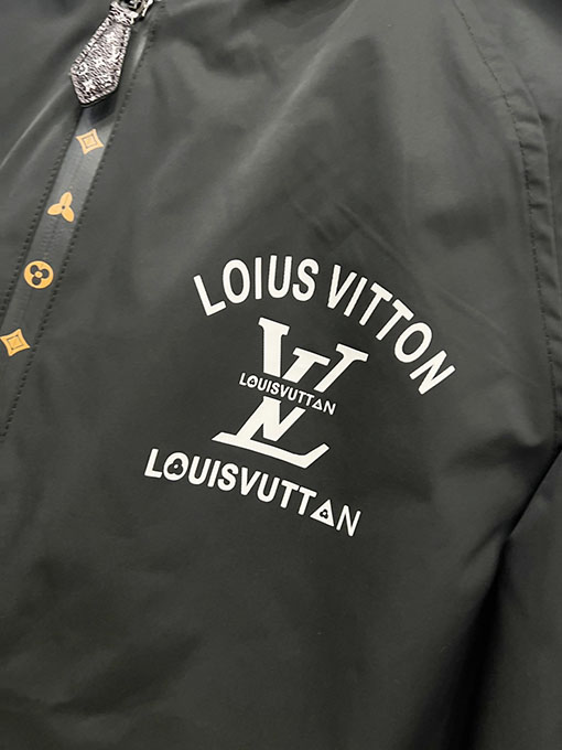 ルイヴィトンコピー LOUIS VUITTON 新モデル公式サイトと同じジャケット