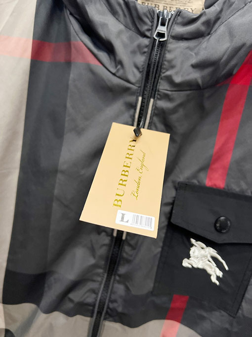 バーバリー 新モデル公式サイトと同じスタイルメンズジャケット