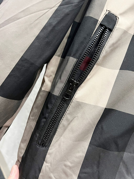 バーバリー 新モデル公式サイトと同じスタイルメンズジャケット