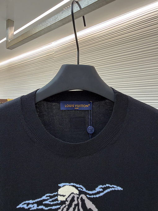 ルイヴィトン 刺繍入り火山インレイニットセーター