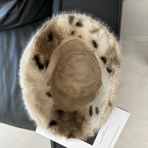 シャネルスーパーコピー ミンクの毛皮の漁師の帽子