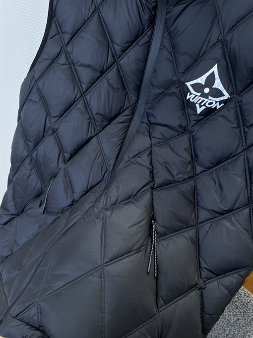 ルイヴィトン ダイヤモンド柄プリントダウンベスト