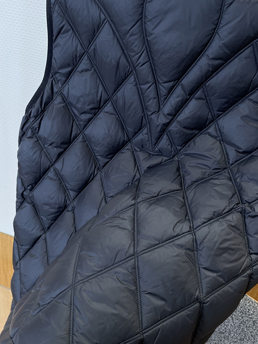 ルイヴィトン ダイヤモンド柄プリントダウンベスト