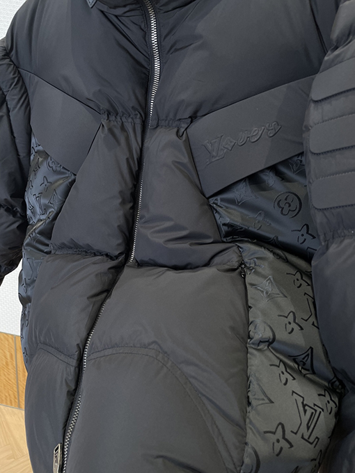 ルイヴィトンコピー LOUIS VUITTON スタンドカラーダウンジャケット